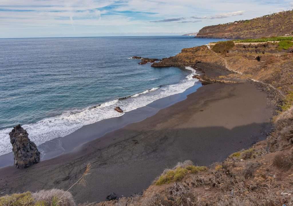 Spiagge Di Sabbia Nera Sei Luoghi Perfetti Anche Per Le Famiglie Spiagge Di Sabbia Nera Sei Luoghi Perfetti Anche Per Le Famiglie